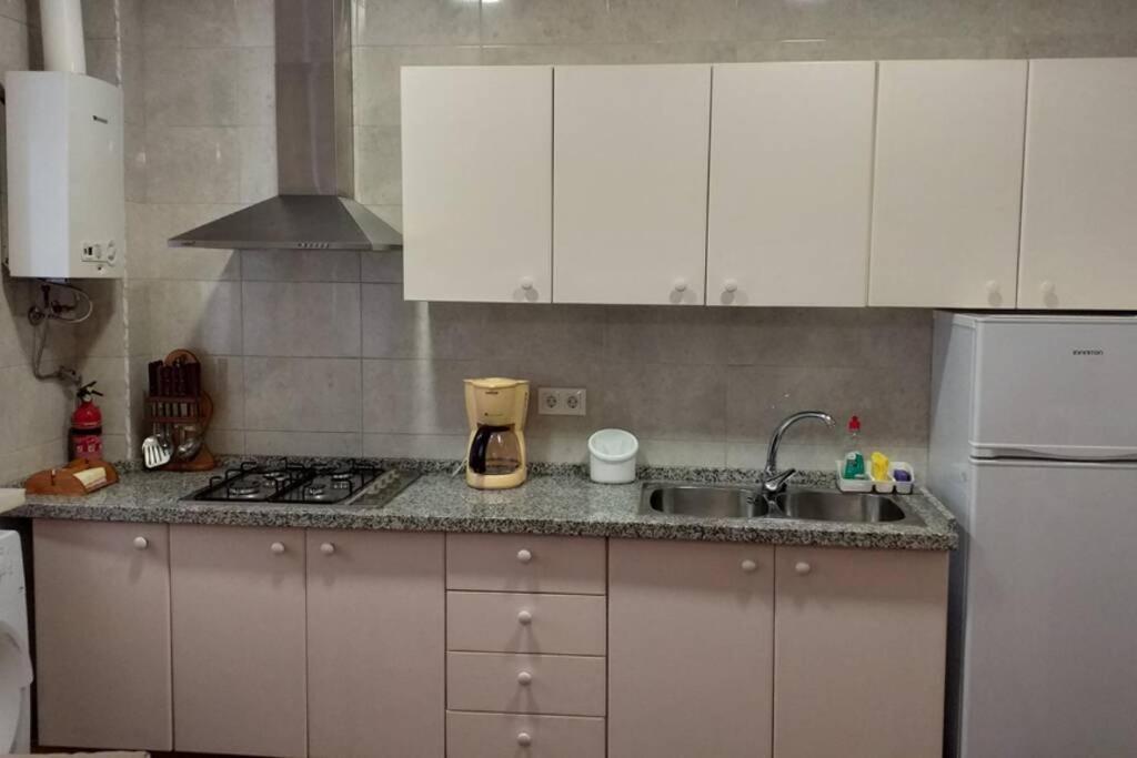 Apartamento Al-Zhara, Junto Puente Romano Cordoba Exterior photo